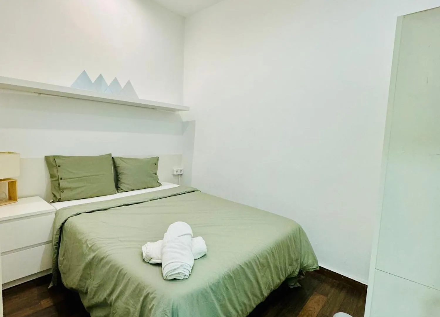 042 Center Barca 4 2 Apartment Barcelona
